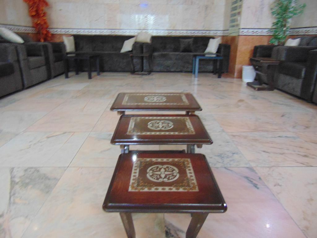Athman 2 * Mecca